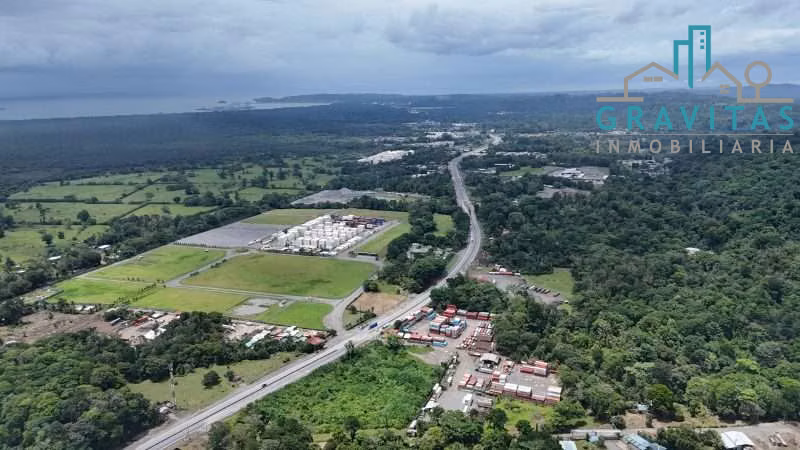 Venta de terreno industrial y comercial en Limón 2.2 Hectáreas ID 2019