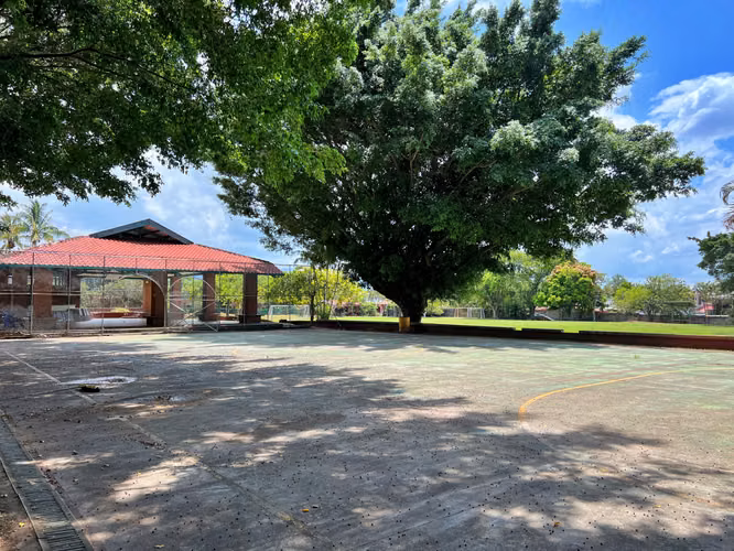 Venta centro recreativo para inversionistas, Rio segundo. (IC)