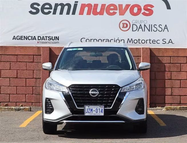 NISSAN KICKS 2024 AUTOMÁTICA GASOLINA PLATA - Imagen 3