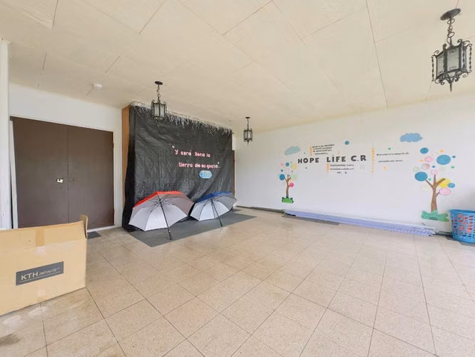 VENTA DE AMPLIO TERRENO CON CASAS UNA JOYA EN LA CIUDAD - Imagen 5