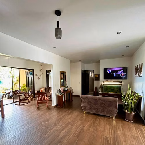 Peaceful Living Just Minutes from Downtown Atenas