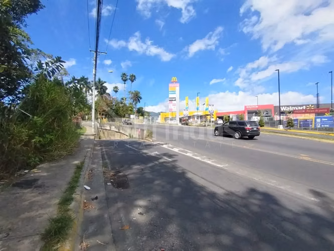 For sale commercial lot on street highly traveled in Desamparados, San Jose P.P