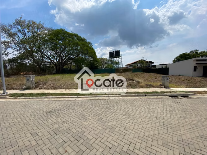 Lot for sale, Hacienda Garabito Condominium, Turrúcares de Alajuela