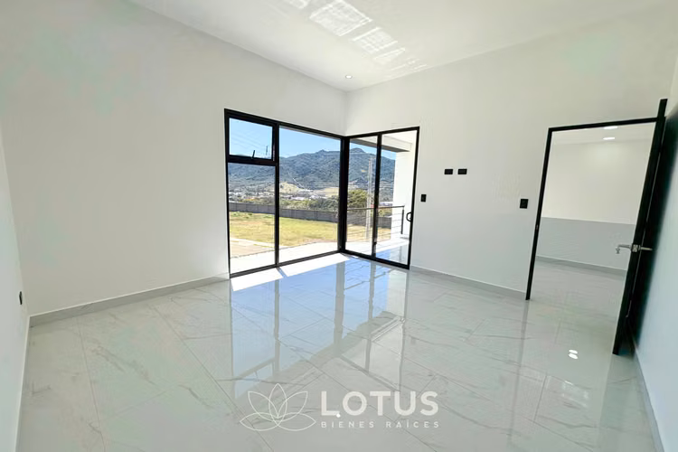 Casa en venta para estrenar en Condominio Acqua, CÓDIGO AJ029