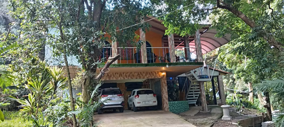 HERMOSA CASA EN VENTA EN POAS ALAJUELA - Imagen 9