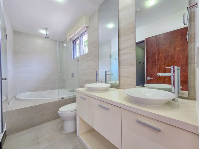 JABONCILLOS ESCAZU! CONDO CON VISTA / JARDIN Y LINEA BLANCA - Imagen 20