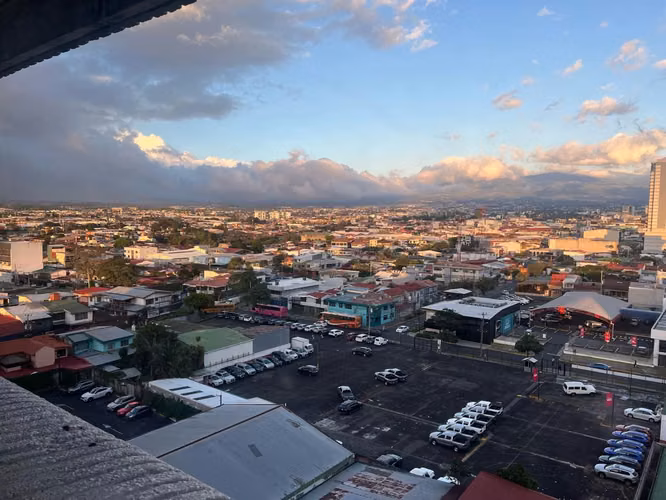 Local Comercial en Alquiler – Centro Colón, Paseo Colón - Imagen 11