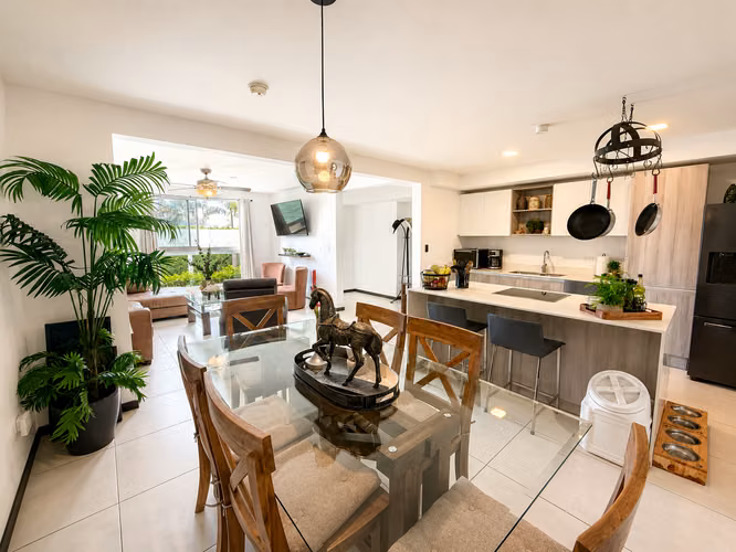 Se vende hermoso apto. en Privé, primer piso