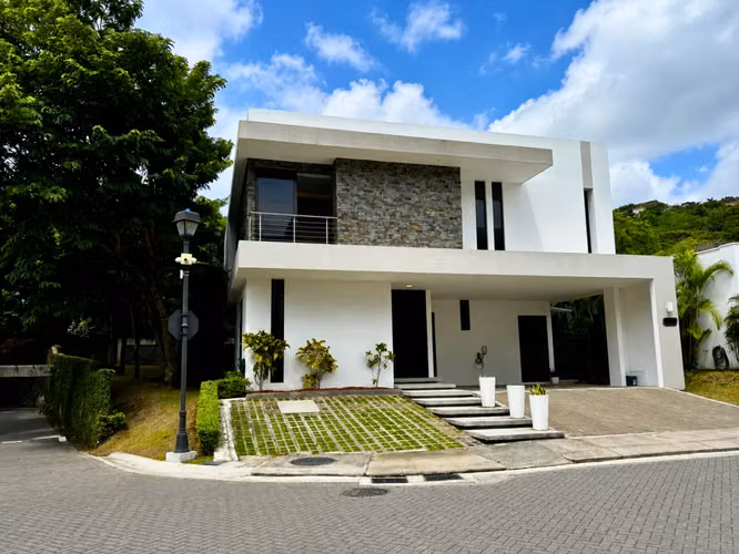 VENTA DE CASA EN BOSQUES DEL CARAO CONTEMPORÁNEA DE LUJO 4924 - Imagen 10