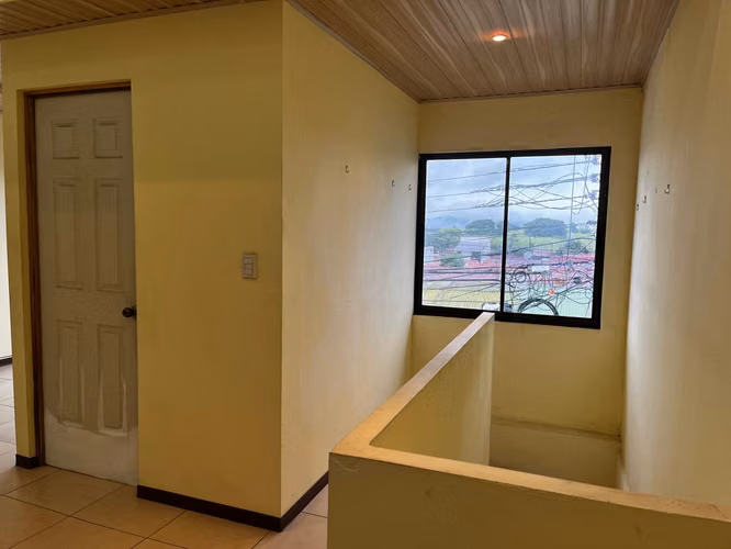 Vendo Dos Apartamentos en Pavas zona del Aeropuerto (Oportunidad de Inversión)