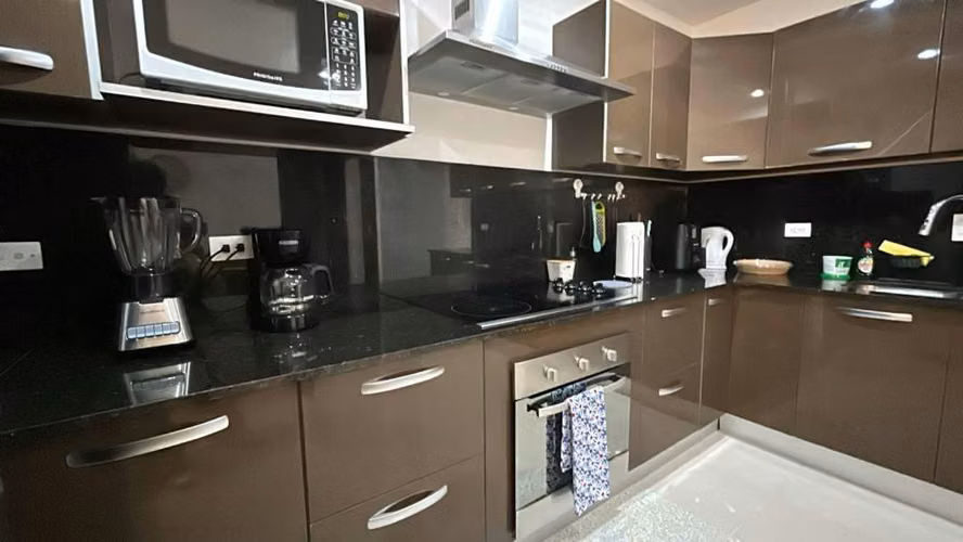 Alquiler de Apartamento en Edificio Torres del Lago Piso 14 - Imagen 6