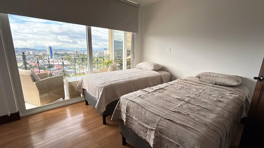Alquiler de Apartamento en Edificio Torres del Lago Piso 14 - Imagen 10
