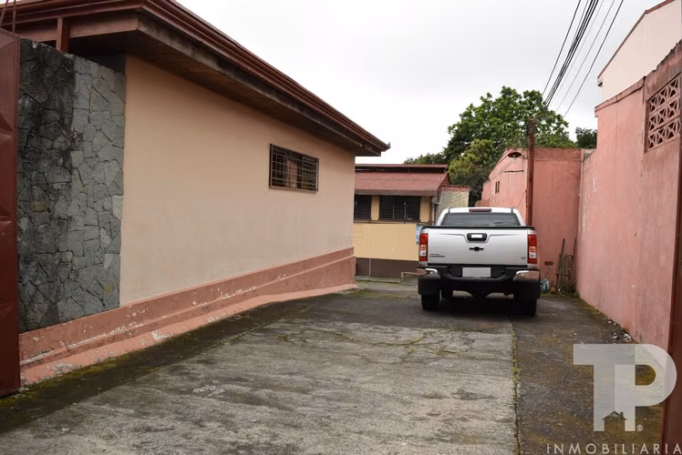 SE VENDE PROPIEDAD COMERCIAL HEREDIA CENTRO SCG9