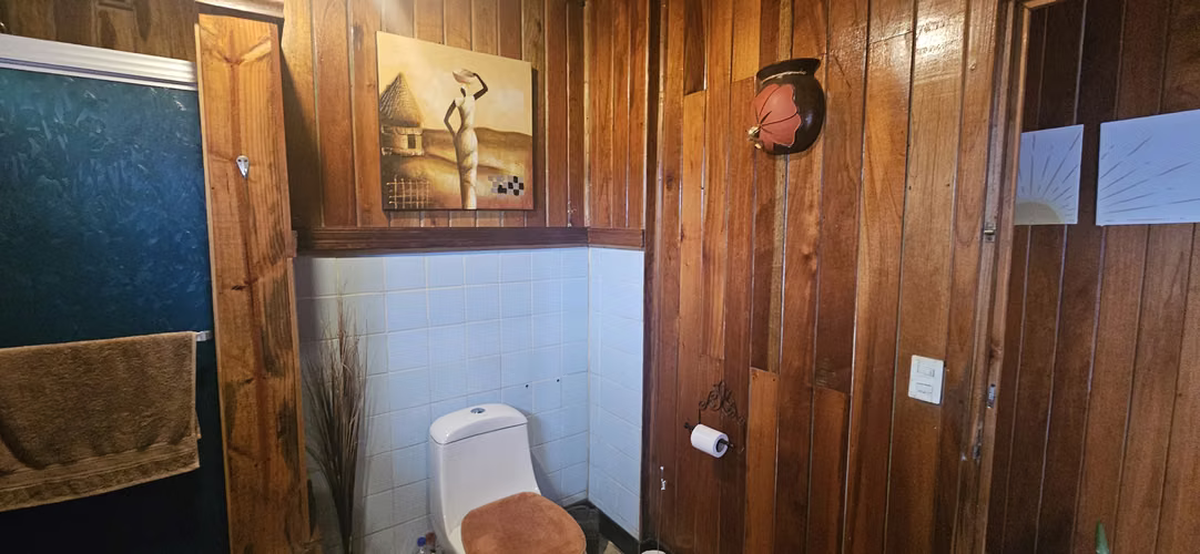  Casa de Ensueño en Santiago de Paraíso, Cartago | 2.903 m² de Naturaleza | Uso de Suelo Mixto