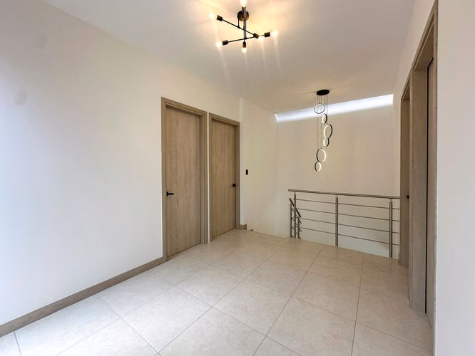 ALQUILER DE CASA EN CONDOMINIO LINDORA VILLAGE CON TERRAZA - Imagen 10