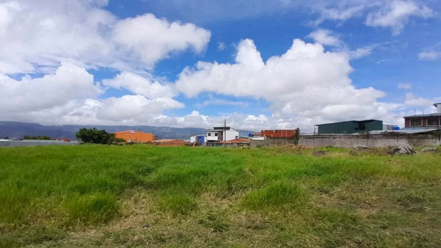 Terreno de Uso Mixto 5.520 m² en El Carmen Cartago | 70.000/m²