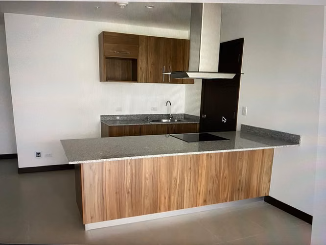 Venta de apartamento. Condominio Vía Natura, Curridabat (SV)