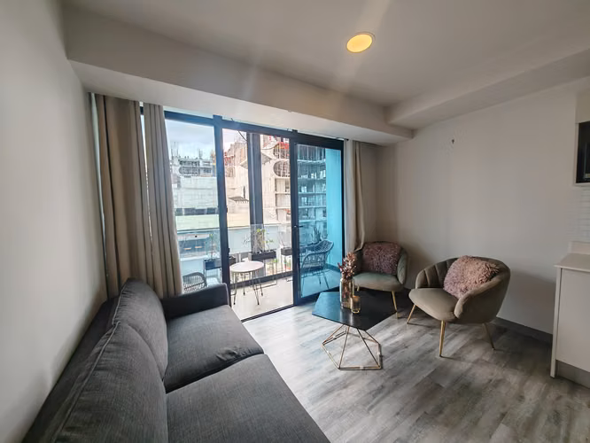 ALQUILER DE APARTAMENTO AMUEBLADO EN COSMOPOLITAN, ROHRMOSER - Imagen 7