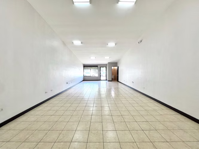 Alquiler de local u oficina muy cerca de Panasonic. Límite entre Belén y San Rafael de Alajuela. - Imagen 14