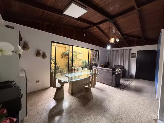 Venta de casa en Guapiles Pococi