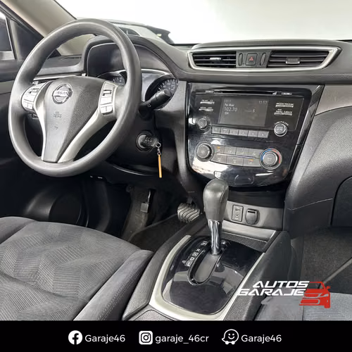 NISSAN XTRAIL 2015 7 Pasajeros - Imagen 3