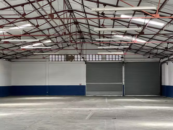 SE ALQUILA BODEGA CERCA DE LA SABANA - Imagen 18