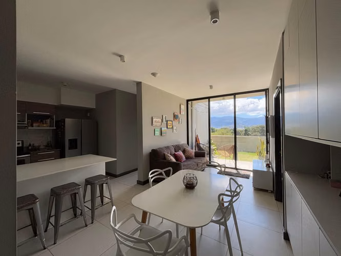 Apartamento en Venta con Jardín Privado, Real Cariari, Heredia. - Imagen 5