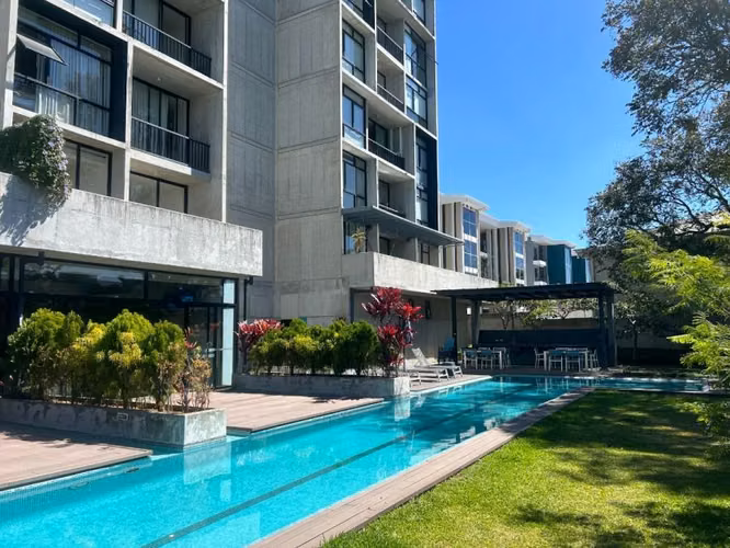 Apartamento en Venta con Jardín Privado, Real Cariari, Heredia.