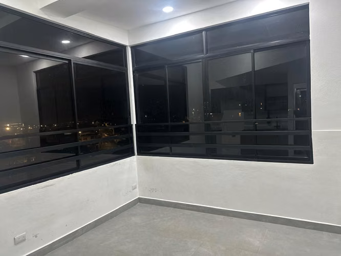 Apartamento Lujo 2 cuartos frente a Plaza Lincoln entre Tibás y Moravia