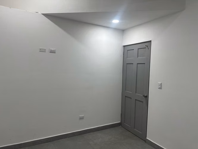 Apartamento Lujo 2 cuartos frente a Plaza Lincoln entre Tibás y Moravia