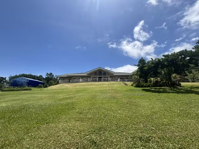 Venta de casa independiente con preciosa vista. San Isidro, Heredia (SV)