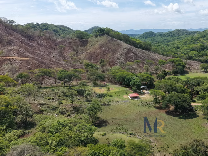 Oportunidad de Inversión | 73,56  Hectáreas con Uso de Suelo Mixto en La Cruz, Guanacaste