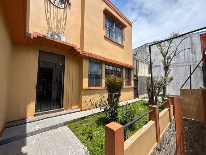 VENTA DE CASA CON 10 HABITACIONES EN BARRIO AMÓN, SAN JOSÉ - Imagen 2