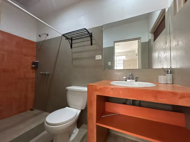 VENTA DE CASA CON 10 HABITACIONES EN BARRIO AMÓN, SAN JOSÉ - Imagen 12