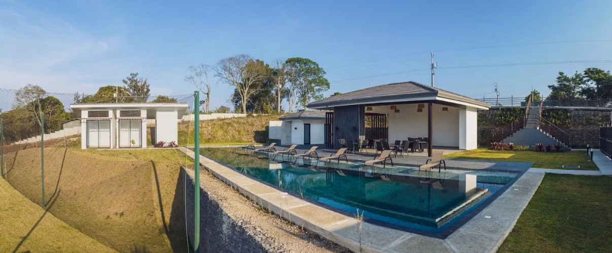Venta de lote en Condominio en Moravia