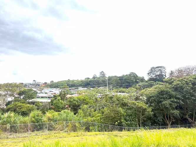 Venta de lote en Condominio en Moravia