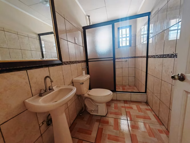 Alquiler de Casa en SABANA SUR USO DE SUELO COMERCIAL - Imagen 8