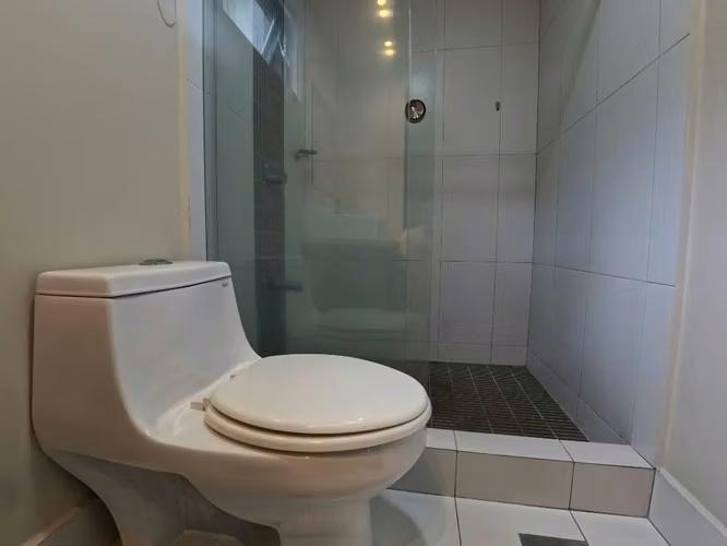 Alquiler de apartamento con línea blanca · 2 hab · 119 m² - Imagen 5