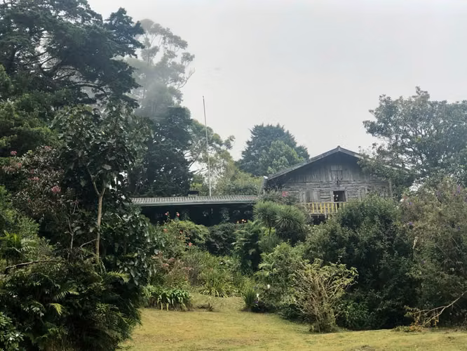 Venta de  Mágica Cabaña en San Jose de la Montaña.