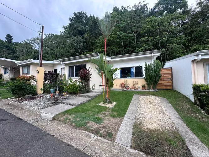 Casa en Venta en Málaga Herradura – Jacuzzi Privado, Confort y Vida en el Pacífico Central, $170.000