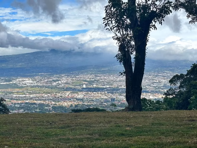 Terrenos con la mejor vista de todo SJ!!