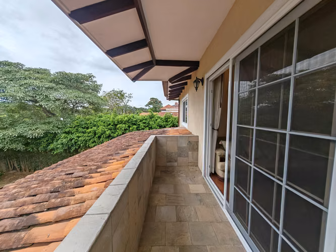 CASA EN VENTA EN VELLE DEL SOL CON 5 HABITACIONES, LINDORA