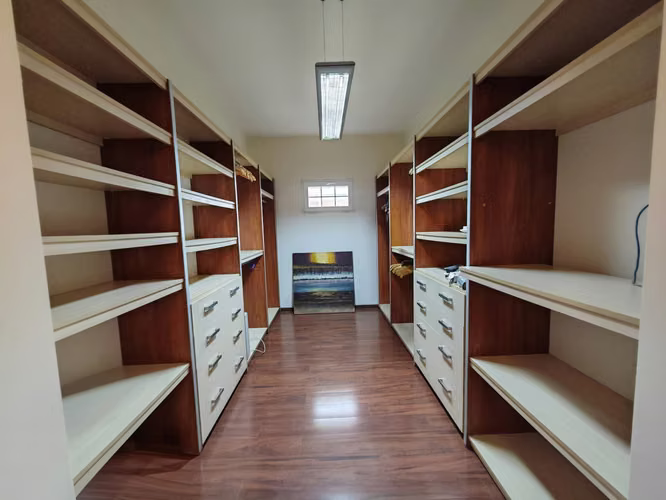 CASA EN VENTA EN VELLE DEL SOL CON 5 HABITACIONES, LINDORA