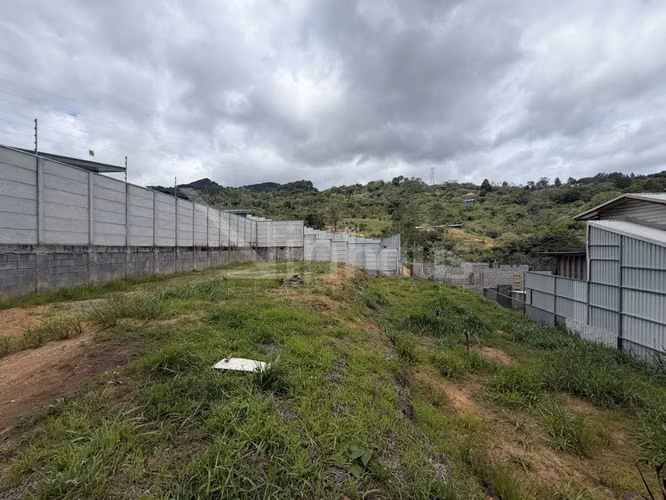 Venta de lote en Aserrí-AS