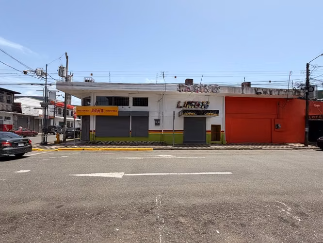 Alquiler de local comercial en Limon Centro