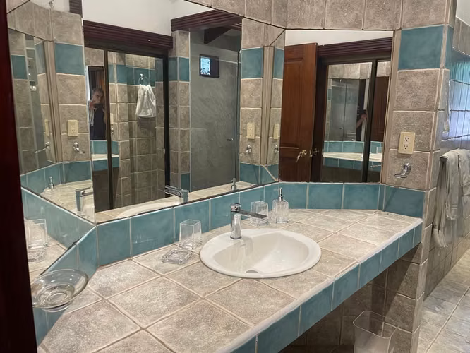 Exclusivo Apartamento Amueblado con Vistas Panorámicas en Río Oro, Santa Ana