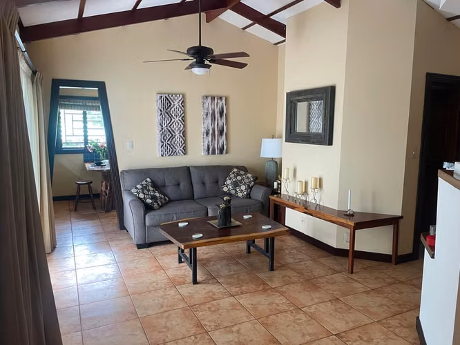 Exclusivo Apartamento Amueblado con Vistas Panorámicas en Río Oro, Santa Ana