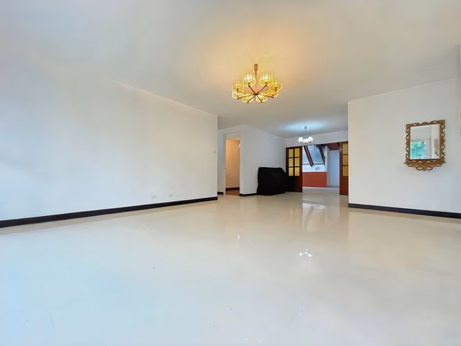 VENTA DE CASA EN LOTE DE 501 M² EN COLONIA DEL RÍO, GUADALUPE