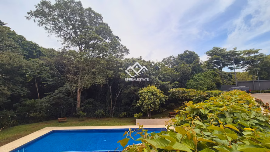 SANTA ANA¡ OFERTA CASA MODERNA 2 NIVELES 3HAB/ 2,5 BAÑOS TERRAZA