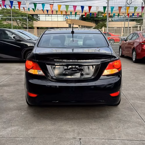 HYUNDAI  ACCENT 2017  A CREDITO - Imagen 5